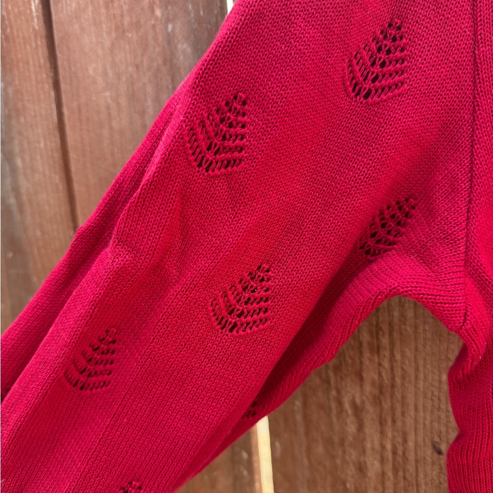 Vintage Geiger Red Knit Sweater with Floral Buttons Women’s Size Medium - Picture 5 of 7